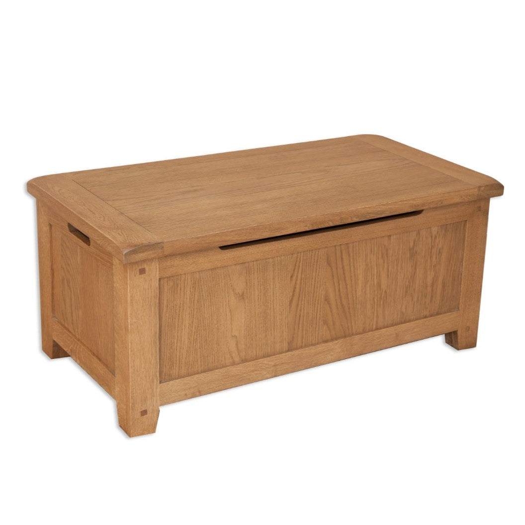 Wiltshire Country Oak Blanket Box - The Furniture Mega Store 